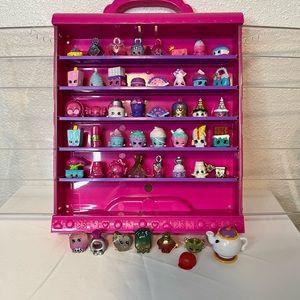 Shopkins Mini Figures 48 Piece Hats, Purses , Food in Pink Display Case Set